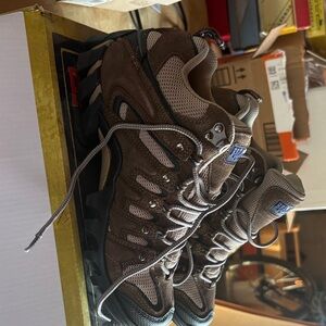 RedHead Women's Brown and Gray Sneakers